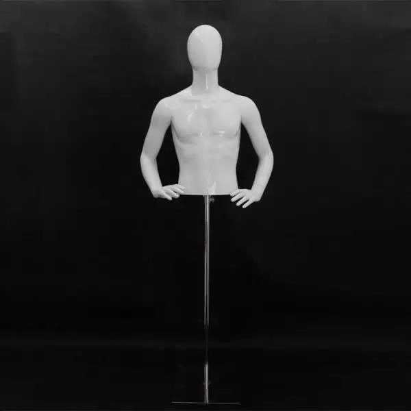 Modello maschile a mezzo corpo (struttura portante) Modello maschile a mezzo corpo (struttura portante)